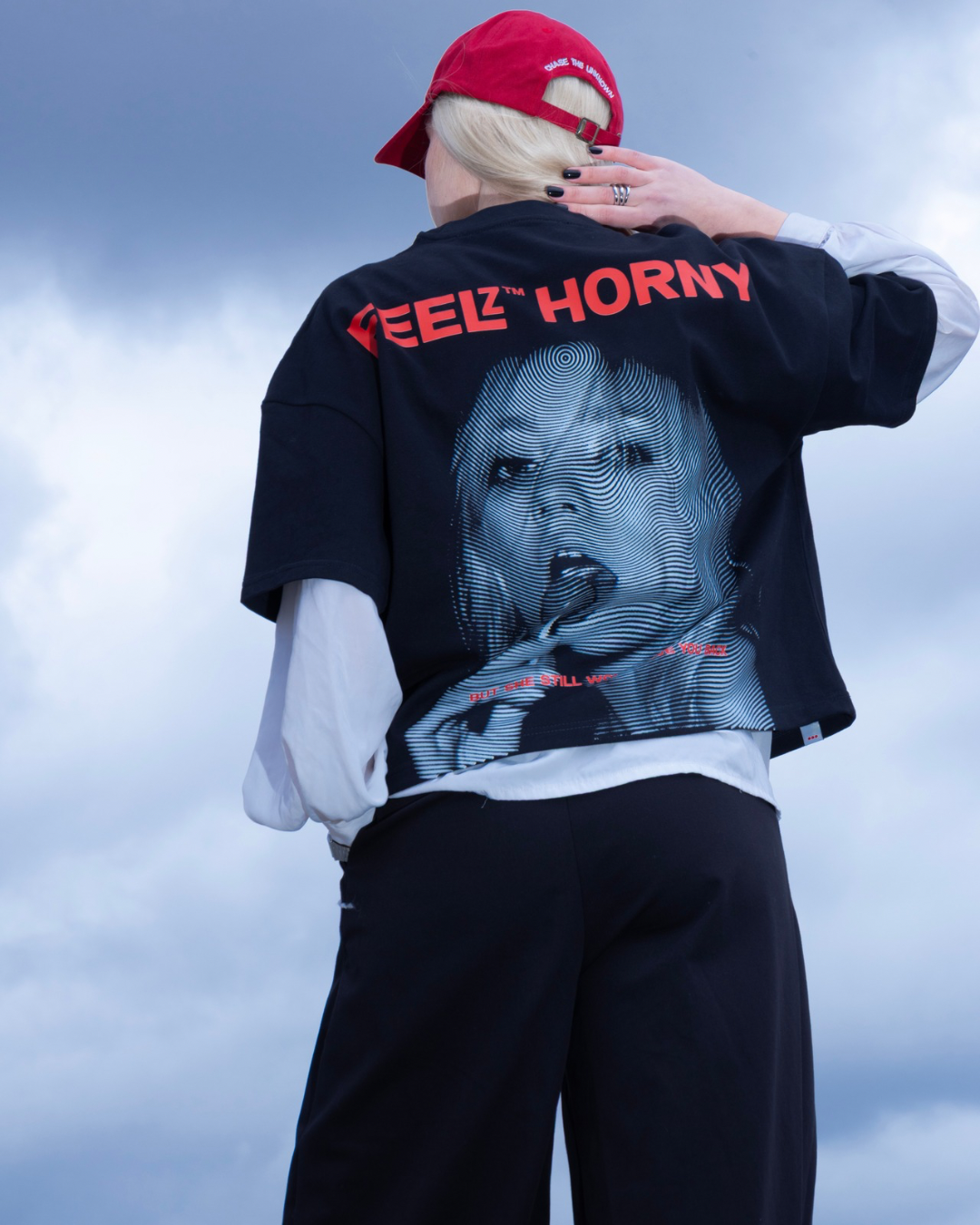 FEELY HORNY TEE