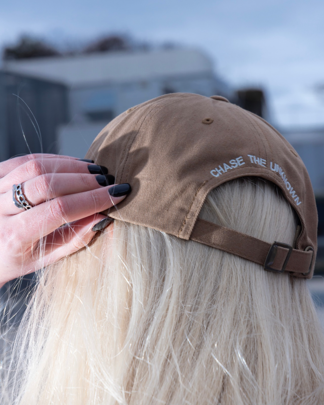 CAP {brown}